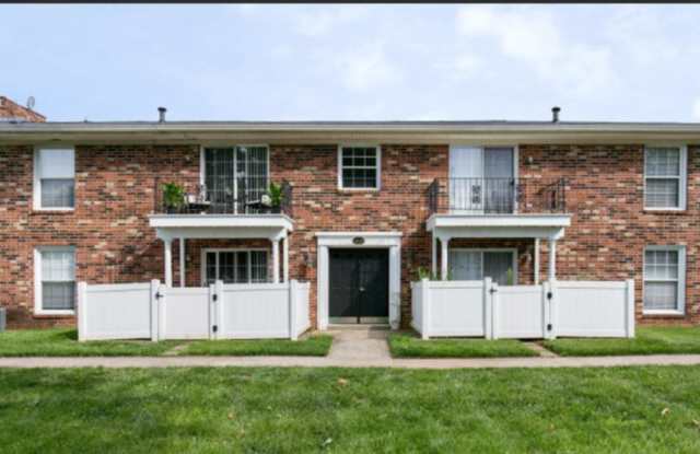 4828 Westmar Terrace photos photos