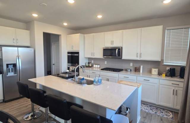 Nearly Brand New Home in Parkdale Gallery 3