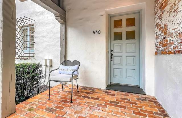 544 N KNOWLES Avenue Gallery 3