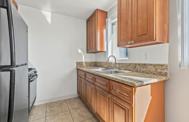 San Vicente Apartments Gallery 3