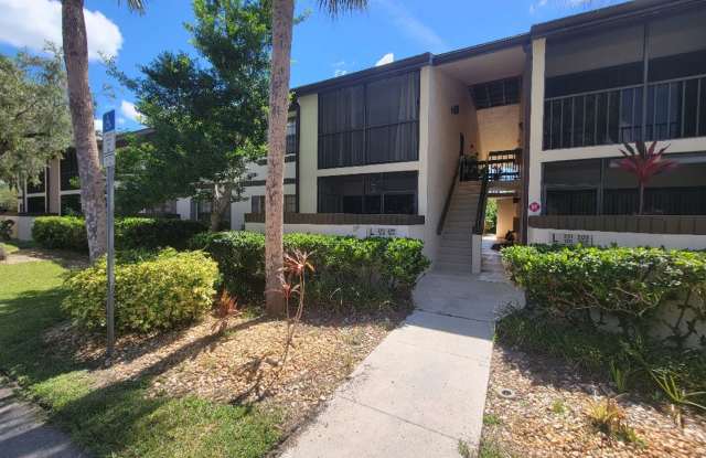 Lovely bottom floor UN-furnished condo Port Charlotte photos photos