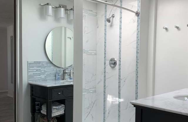 8406 WOODFORD CT Gallery 3