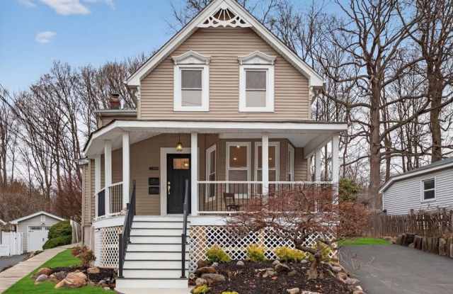 114 Colony Avenue 2 - 114 Colony Avenue, Park Ridge, NJ 07656 114 Colony Avenue 2 - 114 Colony Avenue, Park Ridge, NJ 07656