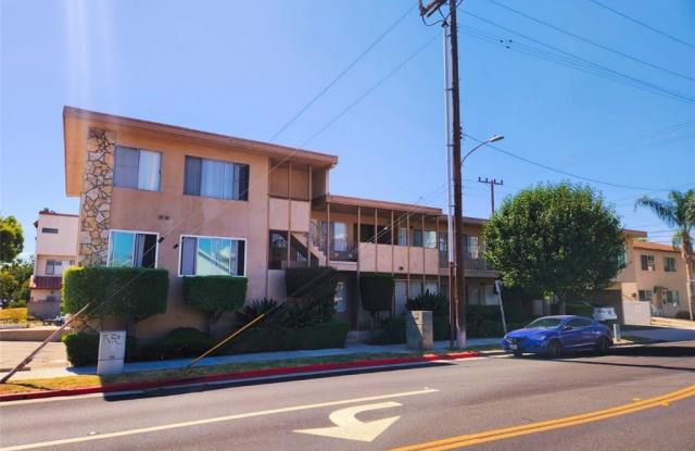 401 W Wilson Avenue photos photos