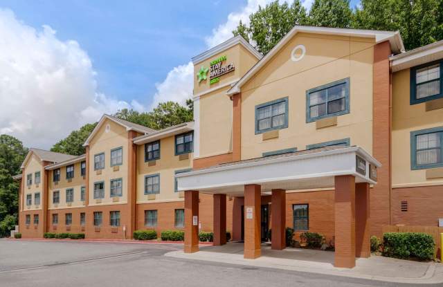 Atlanta - Alpharetta - Rock Mill Road Gallery 3