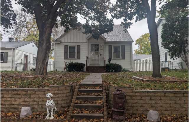 5027. 6th Street NE - 5027 6th Street Northeast, Columbia Heights, MN 55421