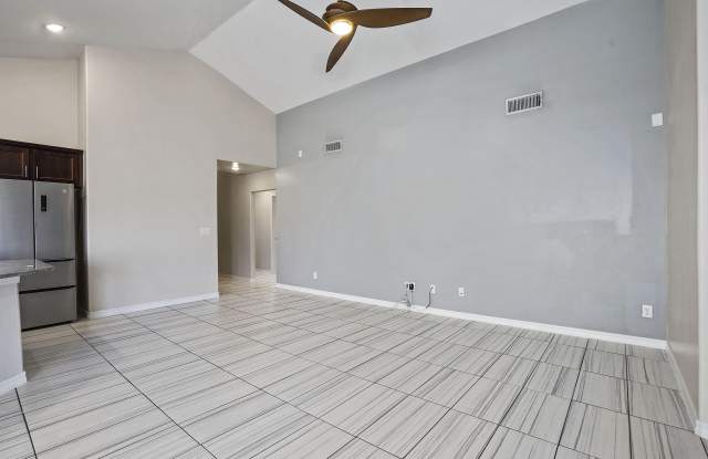 14925 TIERRA HAVEN Avenue Gallery 4