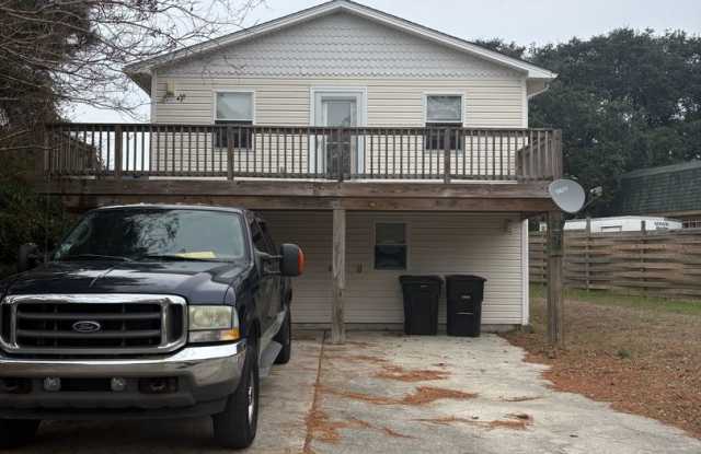 1 Bedroom 1 Bath Available Now for Year Round Rental! $975/mo photos photos