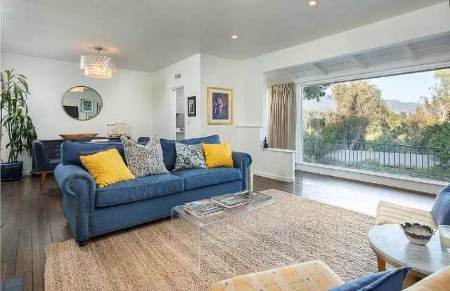 195 Malcolm Dr Gallery 2