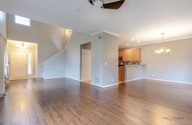 1880 Maureen Drive Gallery 3
