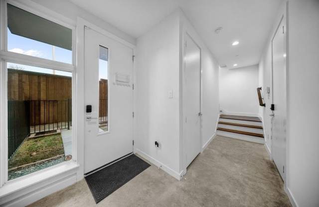 4626 Munger Avenue Gallery 3