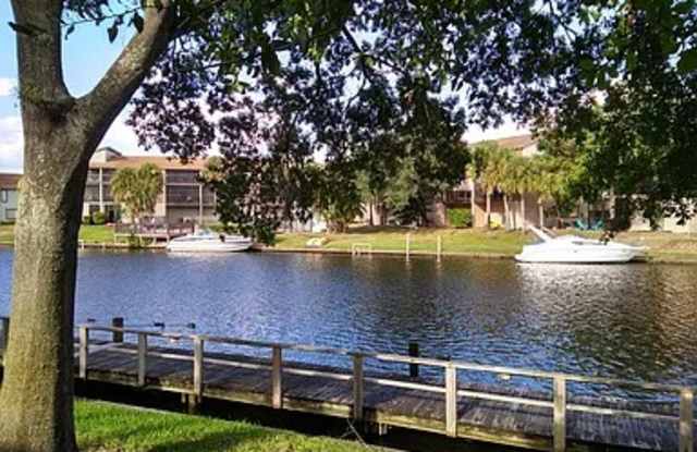 6319 Newtown Cir photos photos