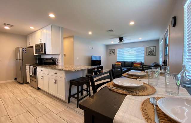 33 N HOBSON photos photos