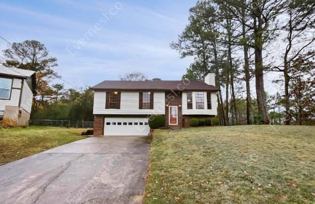 617 Carson Crest Cir - 617 Carson Crest Circle, Birmingham, AL 35215
