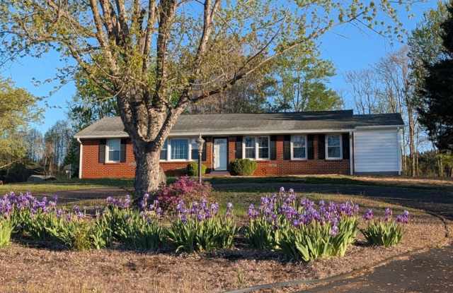 6138 Village Highway photos photos