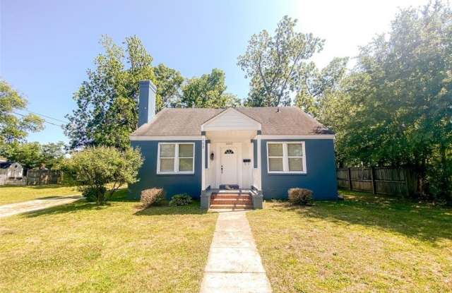 302 E 13th Street photos photos