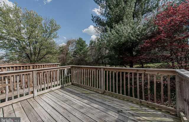 3238 W SPRINGS DRIVE Gallery 4