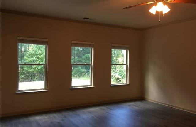 1336 Castleberry Drive Gallery 4