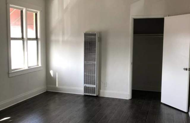 5937 S Avalon Blvd - 5937 Avalon Boulevard, Los Angeles, CA 90003