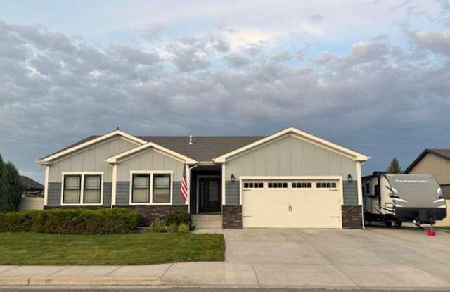 Stunning 6-Bedroom, 3-Bath Home in Prime Location – Rare Rental Opportunity! - 177 Legends Way, Billings, MT 59106