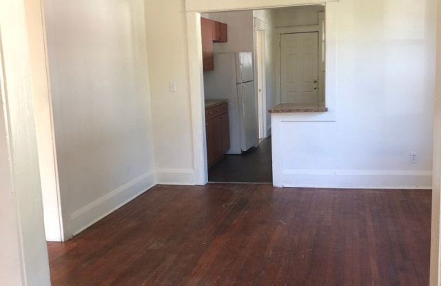 6200 N 37th St. Gallery 3