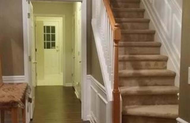 3423 Lathenview Court Gallery 2