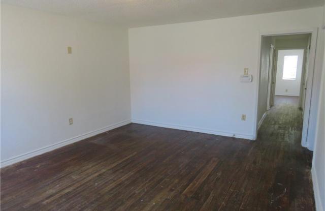 1305 S 5th Street Gallery 3
