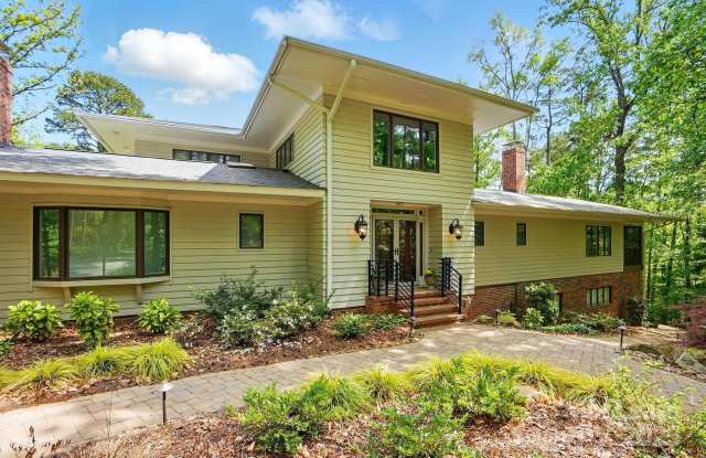 115 Forestcliff Court NE photos photos