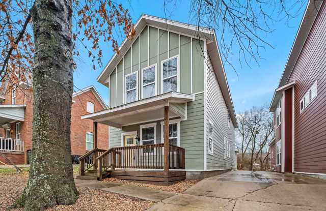 304 S College Ave, Fayetteville, AR 72701 photos photos