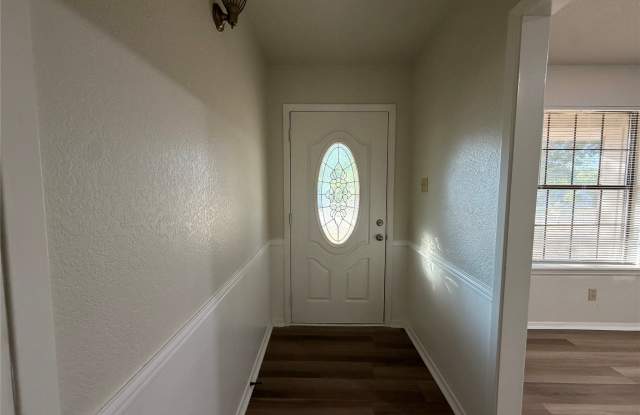 6203 Circo Drive Gallery 3