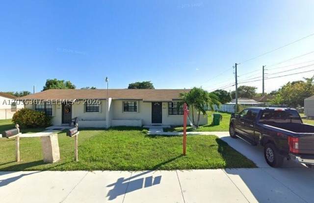 10622 SW 174th Ter photos photos