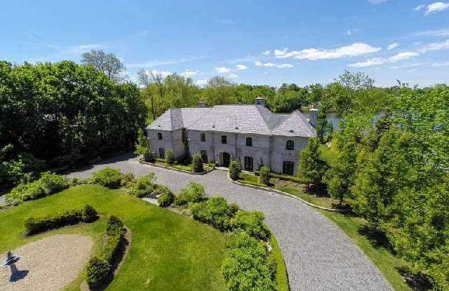 24 Gristmill Lane Gallery 3