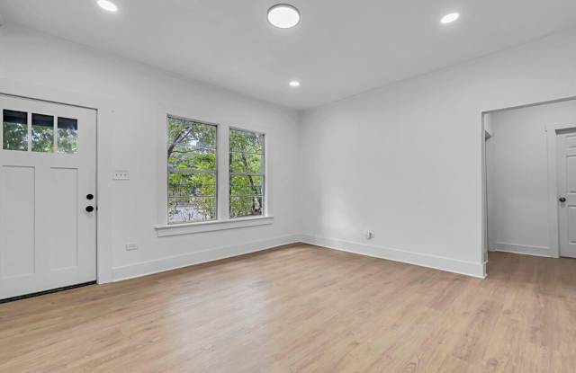 Newly remodeled 4BD 2BA home in Waco photos photos