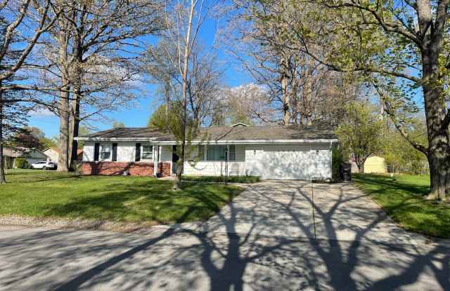 Well-maintained Ranch home with large yard, NO YARDWORK. Gallery 3