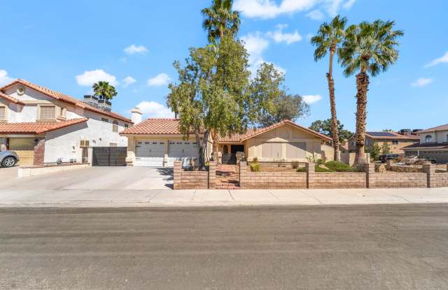 Stylish Henderson Living with Inviting Indoor-Outdoor Flow! photos photos