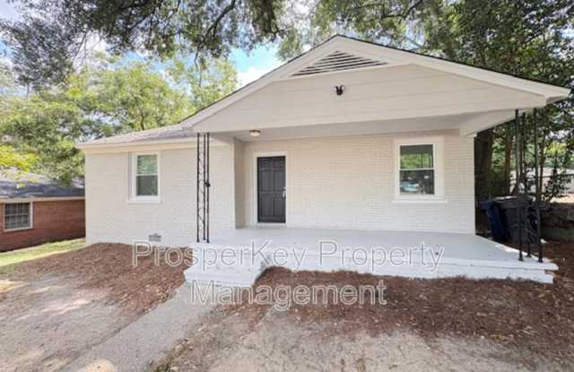 3640 Walton St photos photos