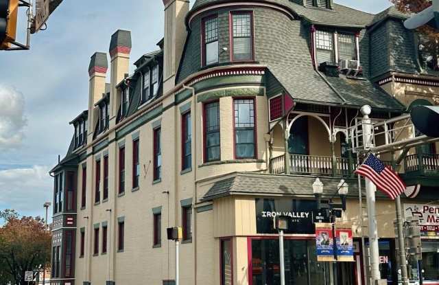 1 E MAIN Street Gallery 3