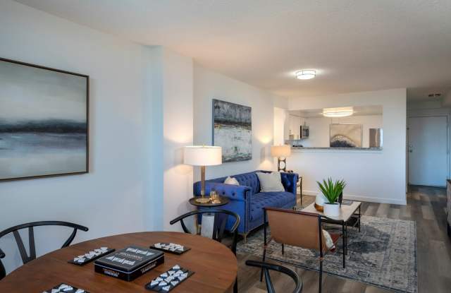 TowsonTown Place Apartments Gallery 3