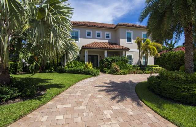 2230 Seaside Street Gallery 3