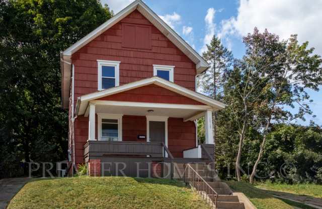 3 Bed Home with Garage, Private Driveway & Yard – $1,495/mo photos photos