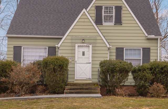 19400 Meredith Ave photos photos