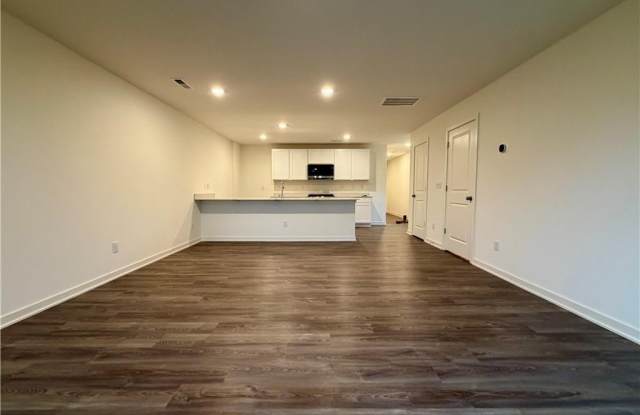844 Pine Cone Lane Gallery 2