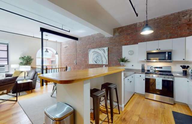 19 Stanhope St. Gallery 1