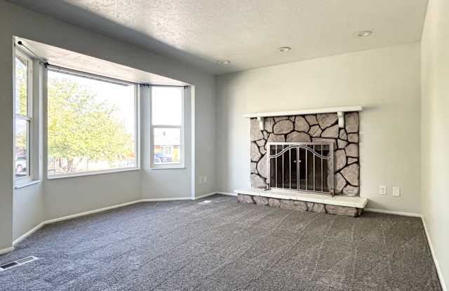 Spacious & Updated Rambler Ready for Move In! Gallery 4