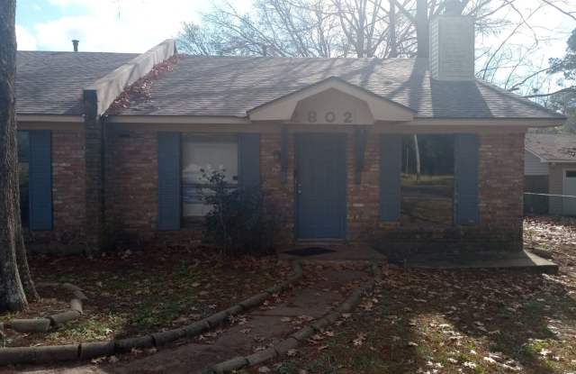 Horseshoe Drive Duplex Gallery 1