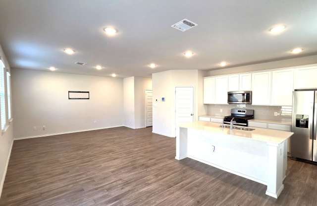 13163 BAY POINT WAY Gallery 3