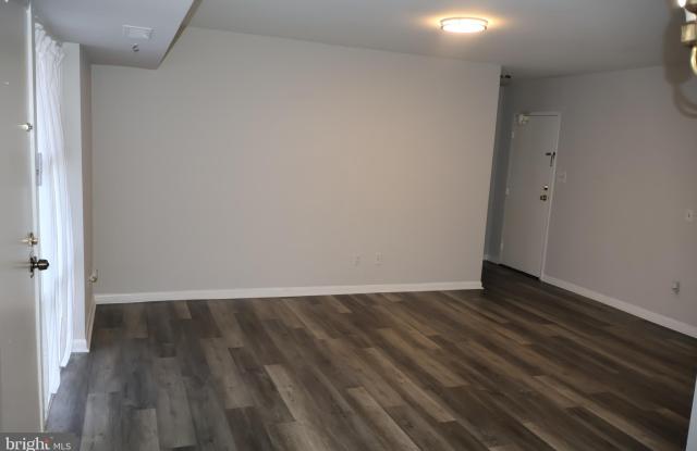 4951 AMERICANA Drive unit: T6 - 4951 Americana Drive, Annandale, VA 22003