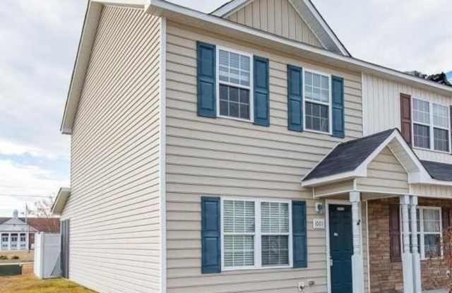 1001 Grandeur Avenue photos photos