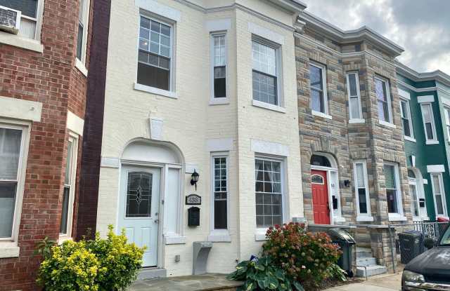 438 Lamont St, NW Gallery 2