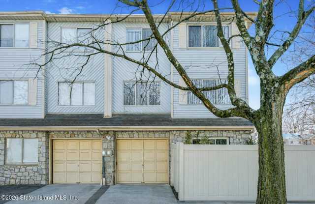 857 Bloomingdale Road photos photos